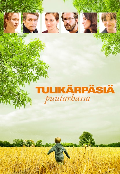 Tulikärpäsiä puutarhassa