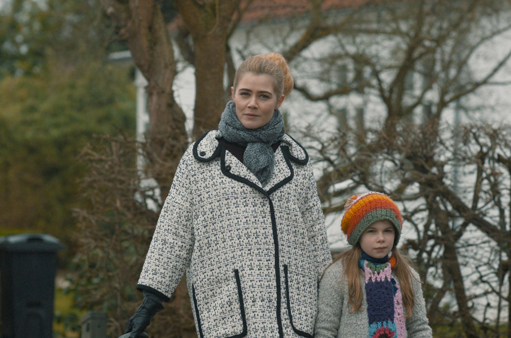 Jul 237 Familien Jul - i nissernes land – Hyr eller köp och streama hos Blockbuster