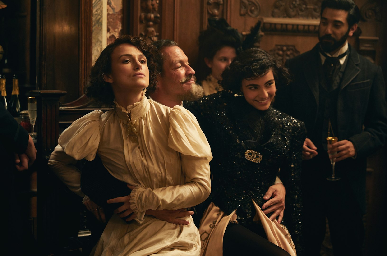 Colette – Lej eller køb, og stream på Blockbuster