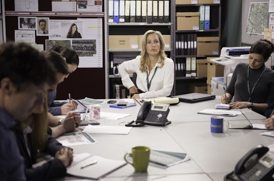 The Fall S02E01