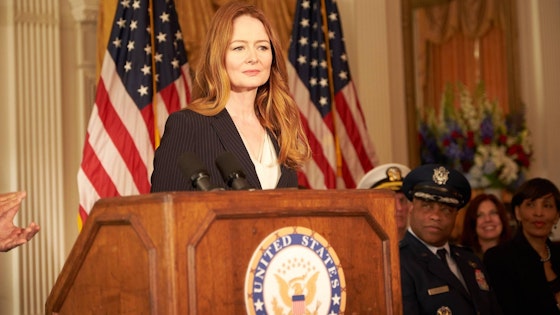24: Legacy S01E01