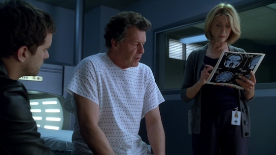 Fringe S02E10