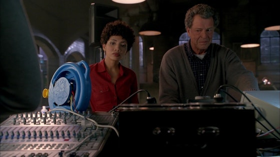 Fringe S03E06