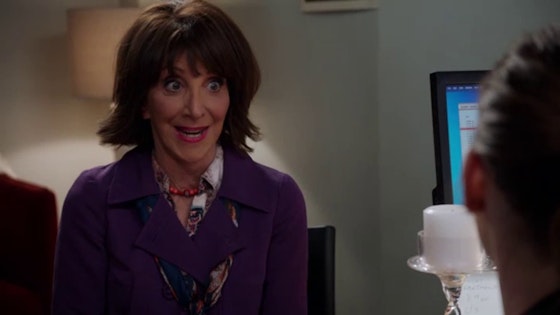 Great News S02E02
