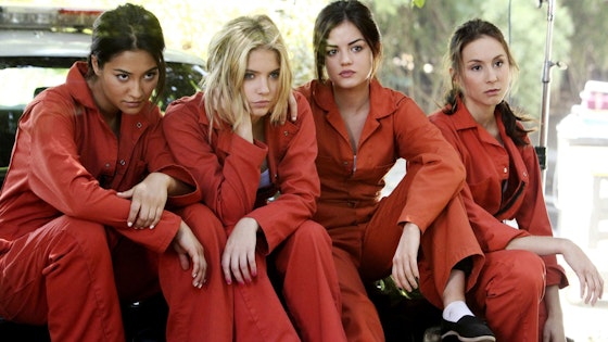 Pretty Little Liars S02E14
