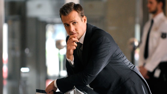 Suits S02E02