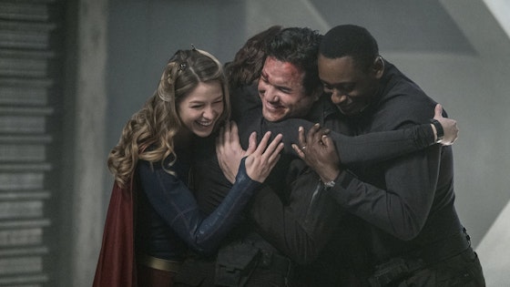 Supergirl S02E14
