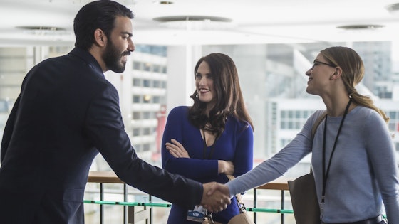 Supergirl S02E18