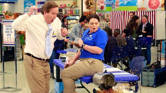Superstore S02E08