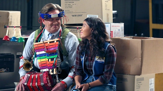 Superstore S02E11