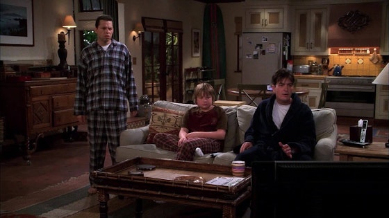Two and a half men S05E08