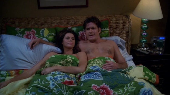 Two and a half men S07E09