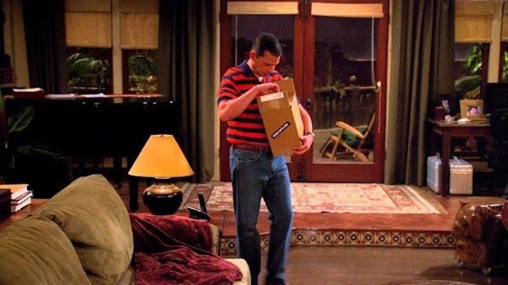 Two and a half men S09E01