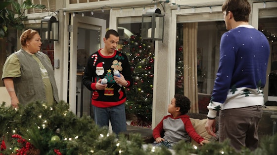 Two and a half men S12E08
