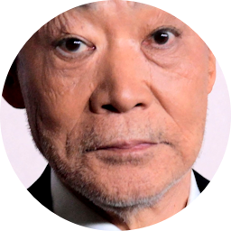 Akira Emoto