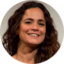 Alice Braga