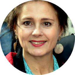 Anouk Grinberg