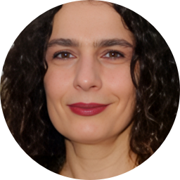 Arsinée Khanjian