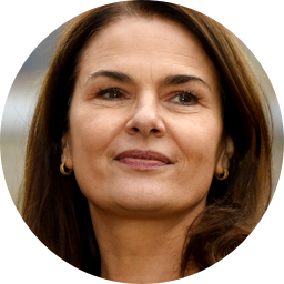 Barbara Auer