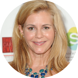 Christie Lynn Smith