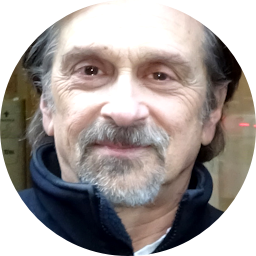 Dennis Boutsikaris