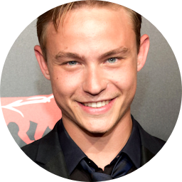 Dennis Mojen