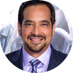 Dominic Flores