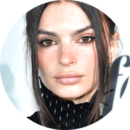 Emily Ratajkowski