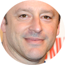 Gil Bellows