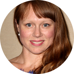 Hayley McElhinney