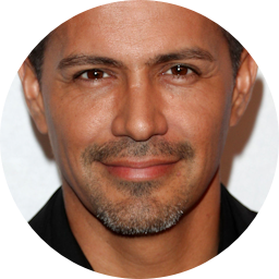 Jay Hernandez
