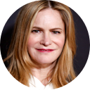 Jennifer Jason Leigh