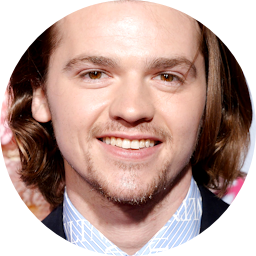 Joel Courtney