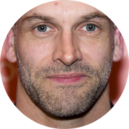 Jonny Lee Miller