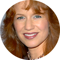 Laura Cayouette
