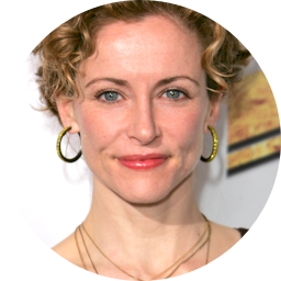 Leslie Hope