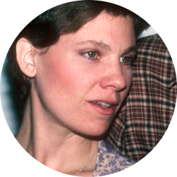 Lindsay Crouse
