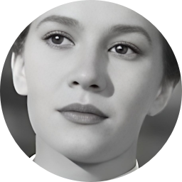 Lois Maxwell