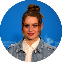 Luna Wedler