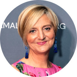 Marianne Elliott