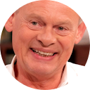 Martin Clunes
