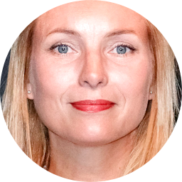 Nadja Uhl