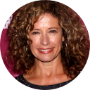 Nancy Travis