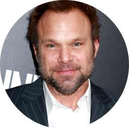 Norbert Leo Butz