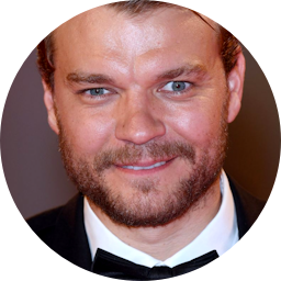Pilou Asbæk