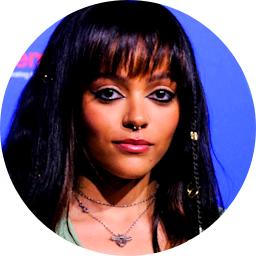 Quintessa Swindell