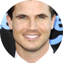 Robbie Amell
