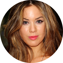 Roxanne McKee