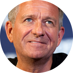 Sean Pertwee
