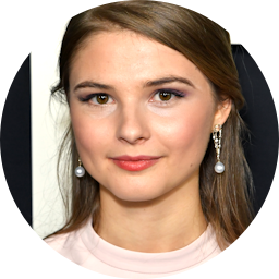 Stefanie Scott